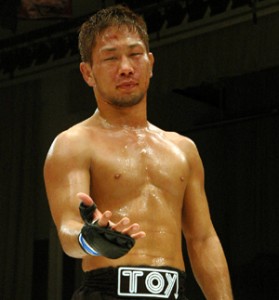戸井田カツヤ