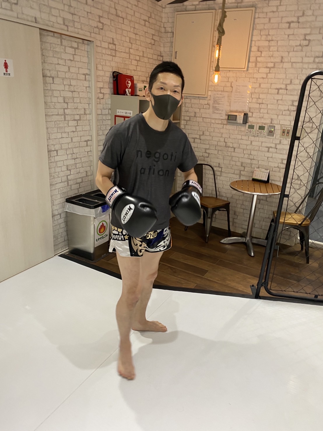 インストラクター紹介小柳先生 格闘技 初心者 ダイエット フィットネスジム トイカツ道場