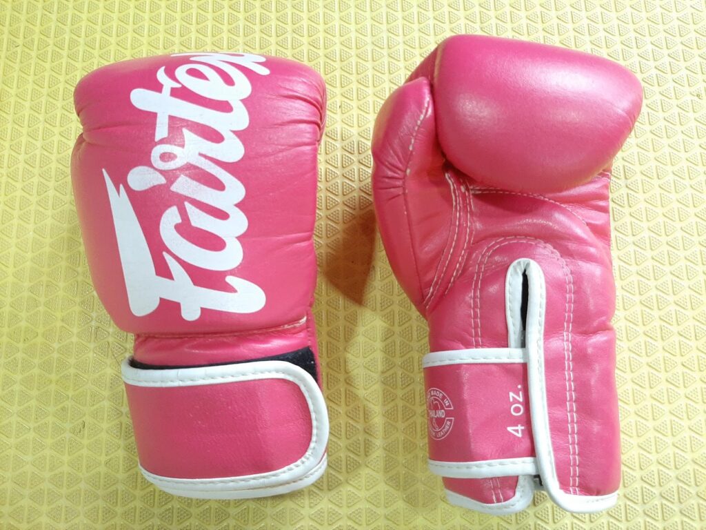 生まれたばかりの赤ちゃんにいつから授乳を始めるべきですか?