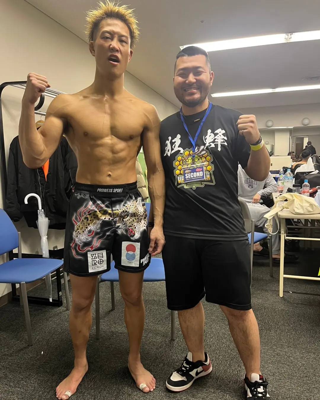 3/24 DEEP 漆間將生選手KO勝利! 格闘技 初心者・ダイエット・フィットネスジム トイカツ道場